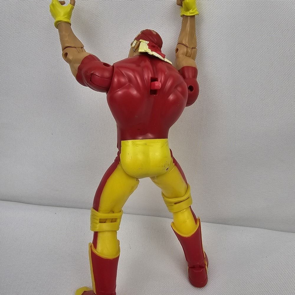Vintage WCW Hulk Hogan "Hulkster" Wrestling Action Figure by Marvel Ent. 2000 - Picture 7 of 9